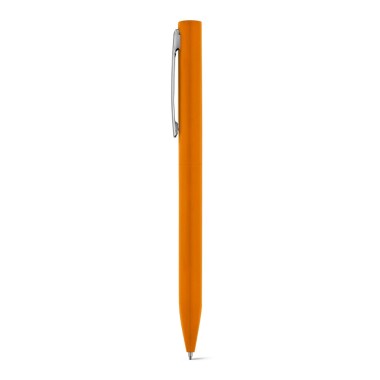 Stylo à bille en aluminium avec mécanisme twist, clip en fer chromé brillant. Corps laqué avec finition brillante et recharge en