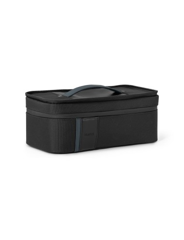 lui conférant un look subtil et citadin. Conception intérieure double