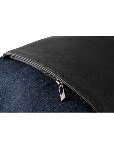 composé d'une poche rembourrée pour ordinateur jusqu'à 15.6'' et de deux poches avec fermeture éclair. L'une des poches est en m