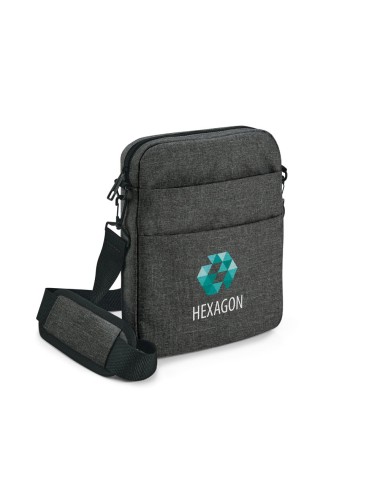 Sac à bandoulière 600D de haute densité. Compartiment avec séparateur rembouré pour tablette 9'7''. Intérieur doublé et rembourr