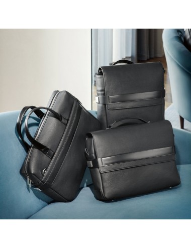 intérieur composé de 2 séparations rembourrées