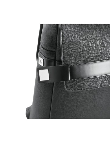 Le sac à dos Empire est urbain et sophistiqué en simili cuir texturé de haute qualité. Son rabat dissimule la poche avant et le 