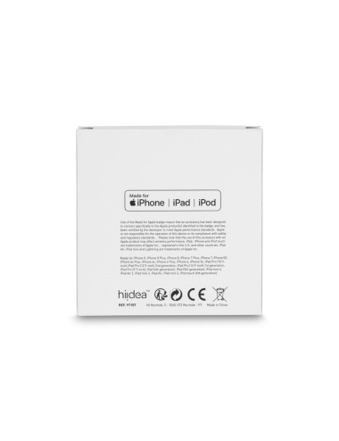Câble USB 3 en 1 ideal pour charger les appareils mobiles. Il dispose d'un connecteur micro USB et d'adaptateurs Lightning® (cer