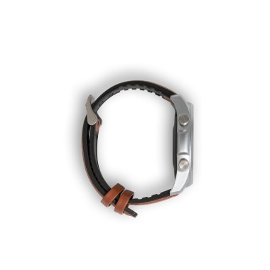 IMPERA est une montre intelligente avec bracelet en PU et écran tactile. Compatible avec les principaux systèmes d'exploitation,