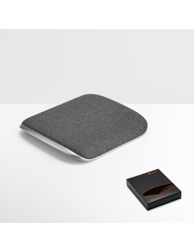 HORDE est un chargeur sans fil qui fusionne l'alliage de zinc et le tissu dans une intersection parfaite qui culmine en un objet