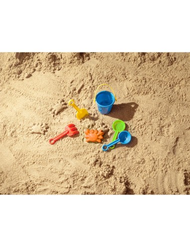 Sceau de plage en PP avec 6 accessoires idéaux pour jouer dans le sable. 110 x 155 x 90 mm | Sceau: ø88 x 89 mm
