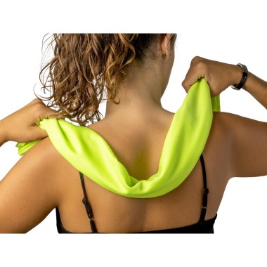 Serviette de sport rafraichissante en rPET. Serviette réutilisable, lavable en machine Serviette: 300 x 800 mm | Housse: 100 x 2